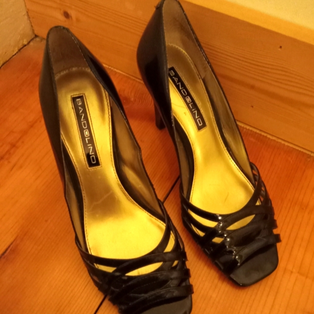 Women's shoes